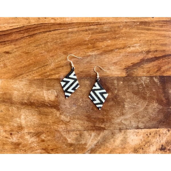 Black and White Miyuki Earring 2