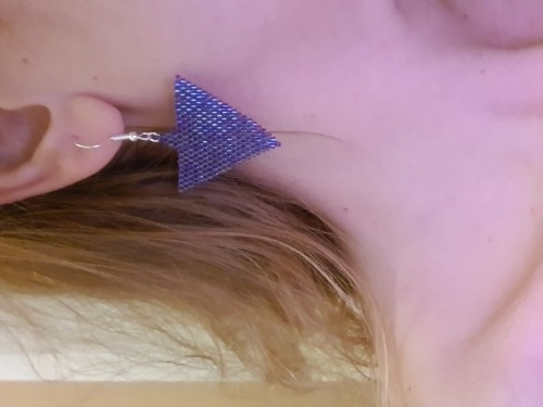 Handmade Earrings: Add a Touch of Glamour to Your Outfit