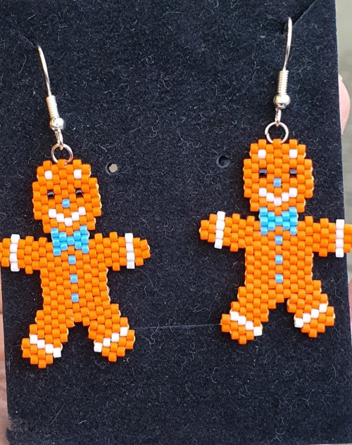 How to Choose the Right Charm Beads for Your Jewelry Collection