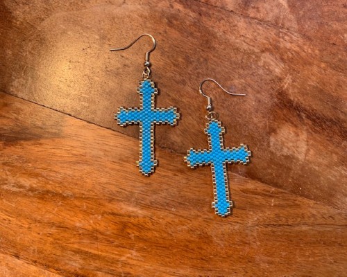 Miyuki Beads vs. Czech Beads: Which One to Choose?