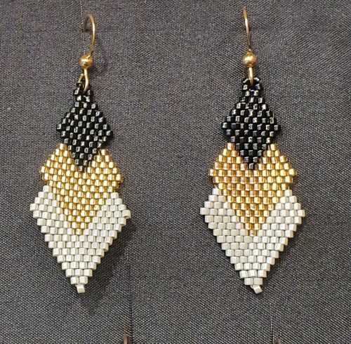 "The Power of Personalization in Miyuki Bead Jewelry for Valentine's Day"