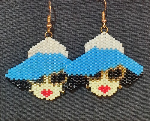 Use Miyuki beads to embellish clothing items such as hats, scarves, and bags.