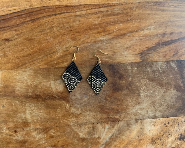  "Making a Lasting Impression with Miyuki Bead Jewelry for Valentine's Day" 
